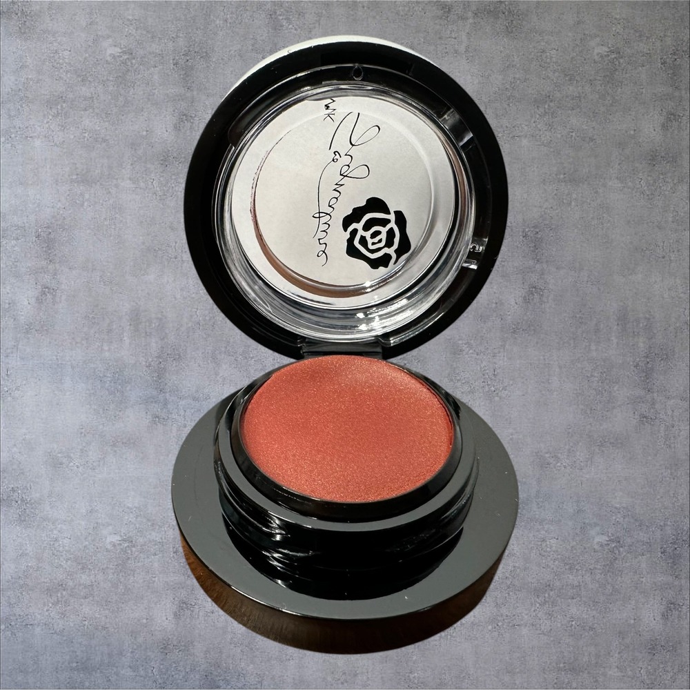 Signature Velvet Mousse Cheek‎ Color Rosy Women 2.7g Shimmer Blush New/No Box